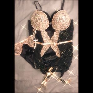 Adore Me Size XL 2 Piece Lingerie Set